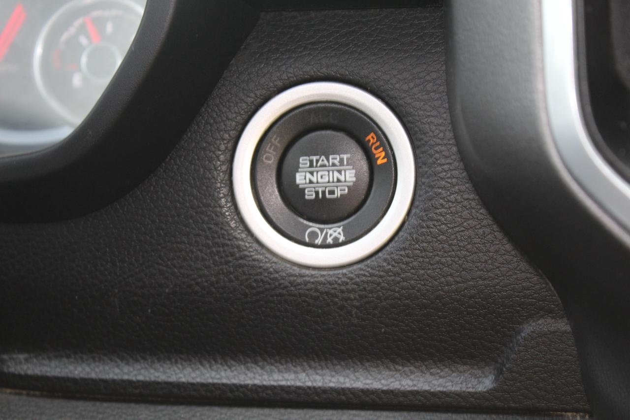 2022 RAM 2500 Big Horn Crew Big Screen Navi 6.4L HEMI 8ft Box Photo