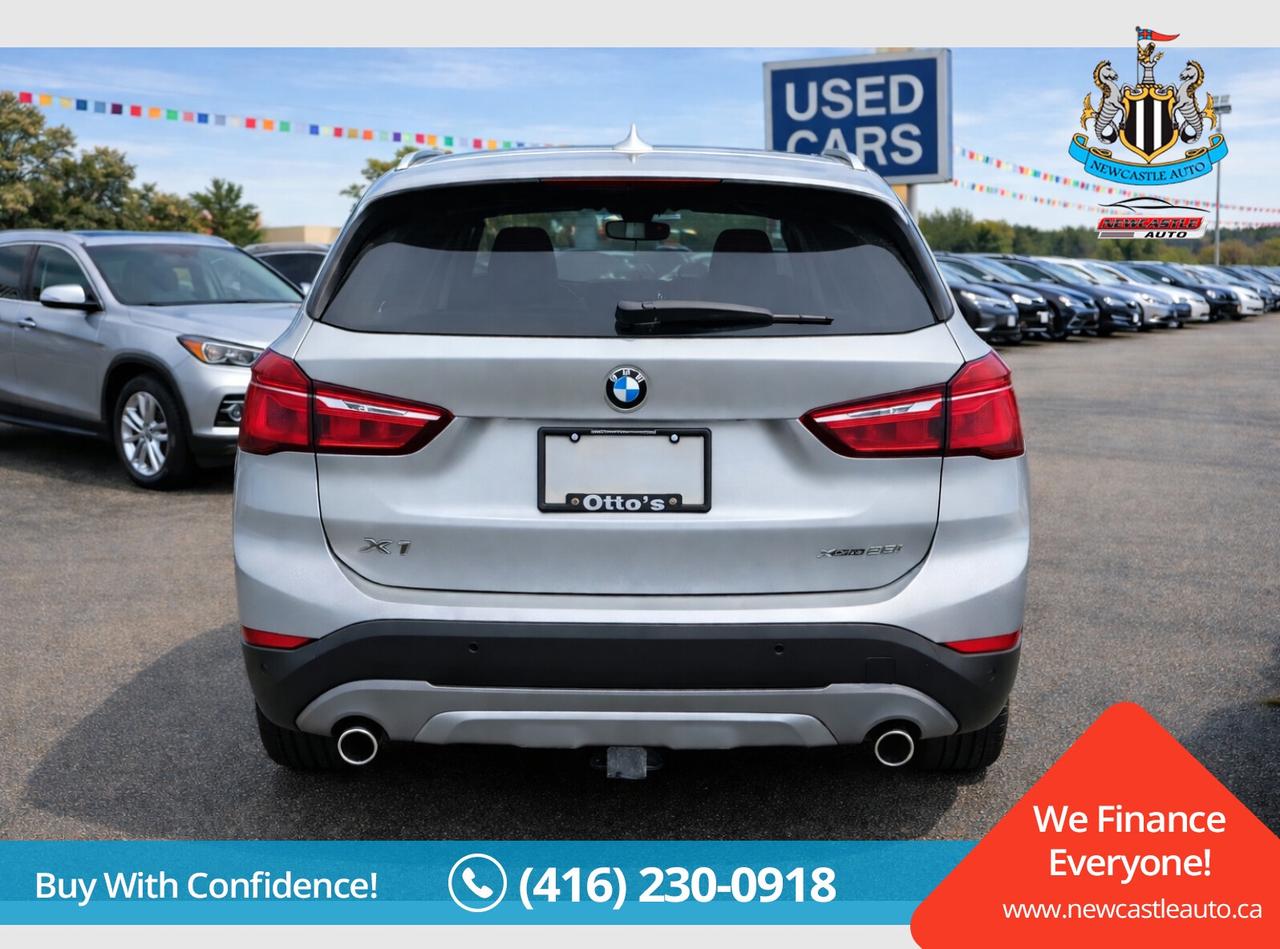 2019 BMW X1 xDrive28i Photo4