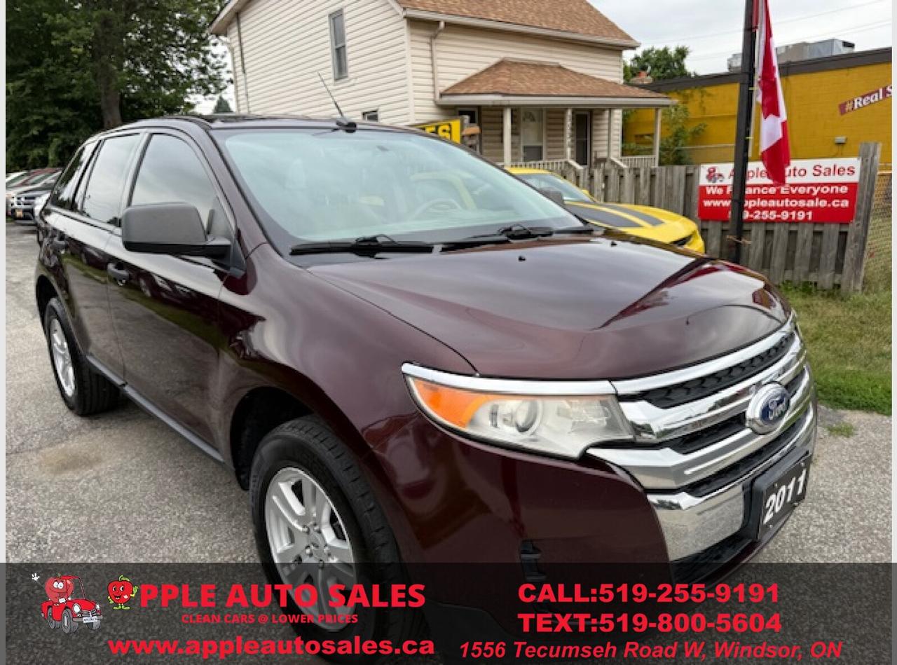 2011 Ford Edge SE Photo