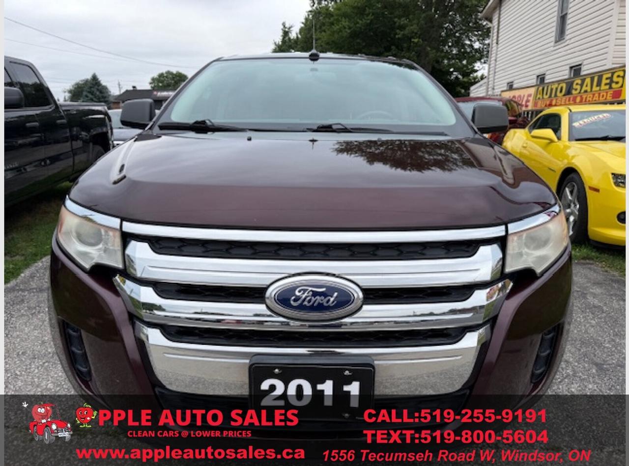 2011 Ford Edge SE Photo1
