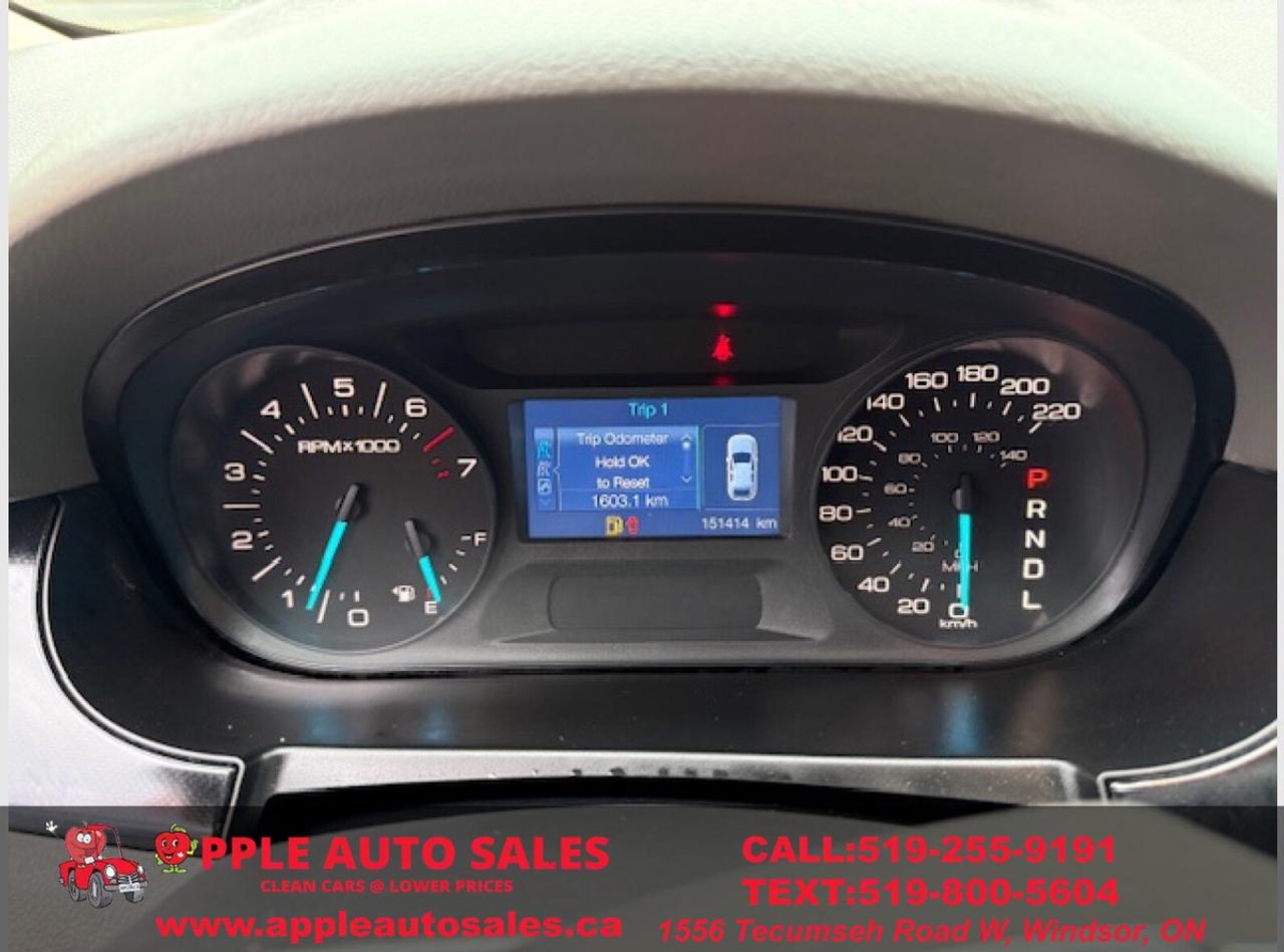 2011 Ford Edge SE Photo
