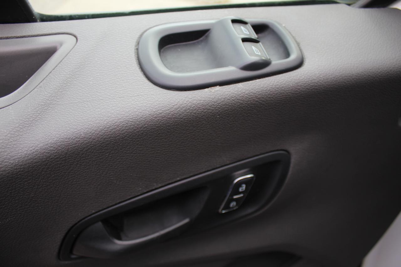 2022 Ford Transit T150 Van 130" Divider/Shelving Photo