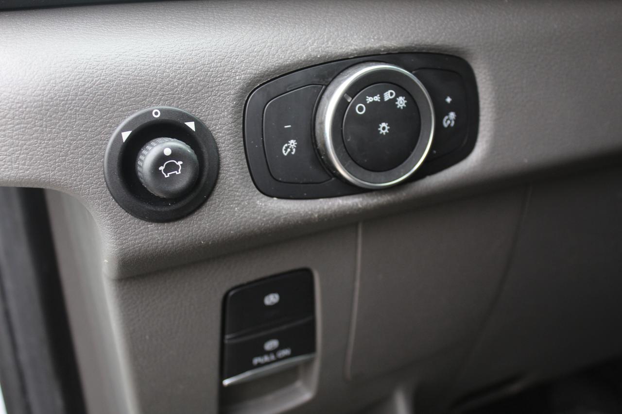 2022 Ford Transit T150 Van 130" Divider/Shelving Photo