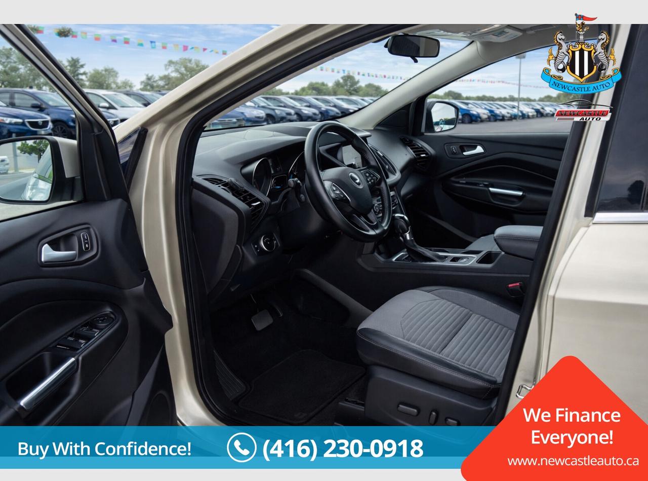 2017 Ford Escape SE Photo