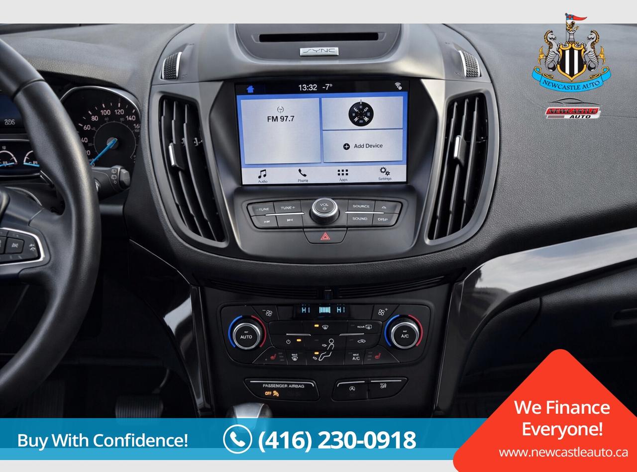 2017 Ford Escape SE Photo2