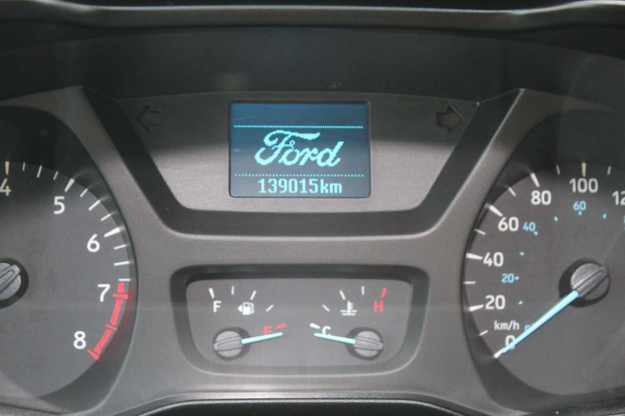 2015 Ford Transit T150 Van 10 Passengers Photo