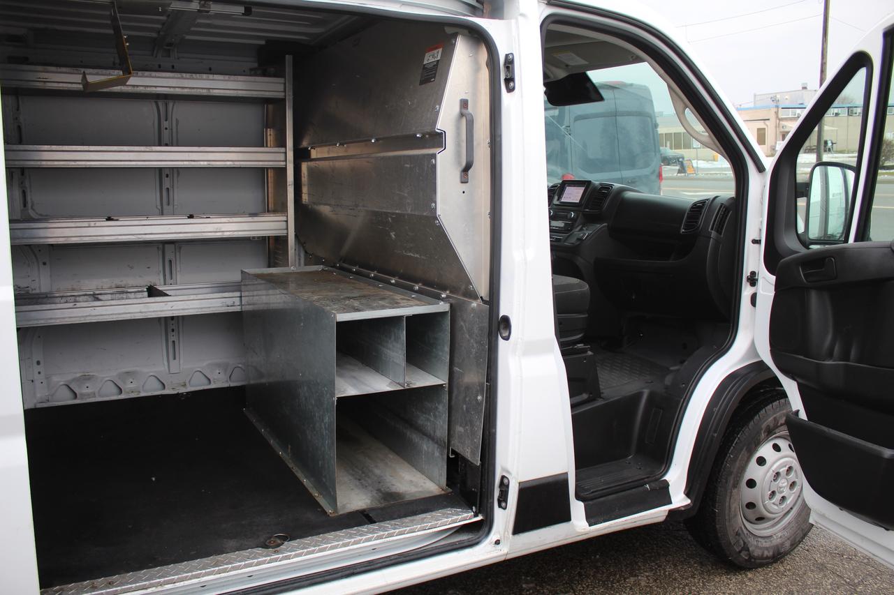 2023 RAM ProMaster Cargo Van 1500 Van 136" Standard Roof, Divider/Shelves Photo2