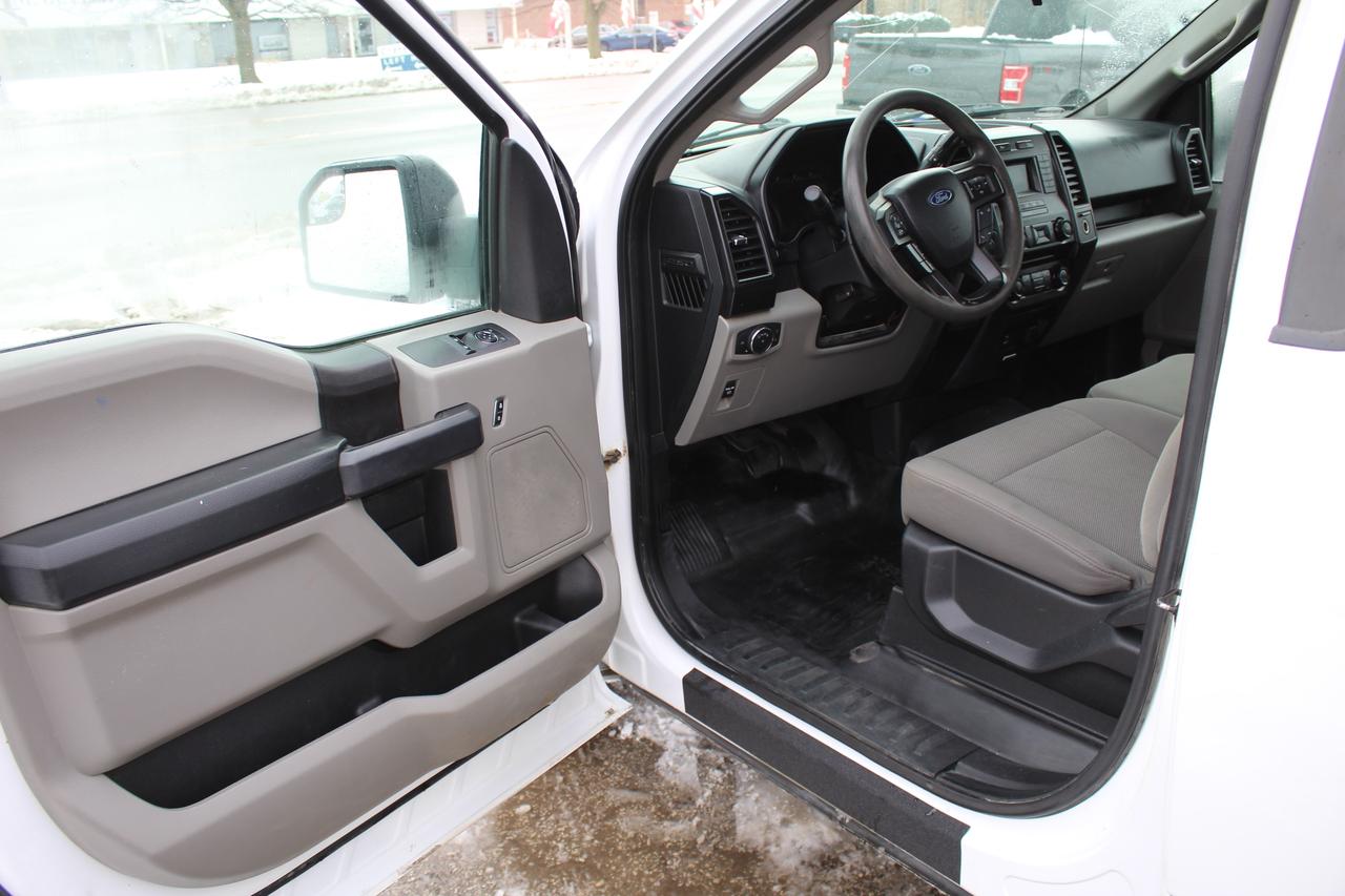 2018 Ford F-150 XL 8ft Rear Diff Locking Back Up Cam Photo