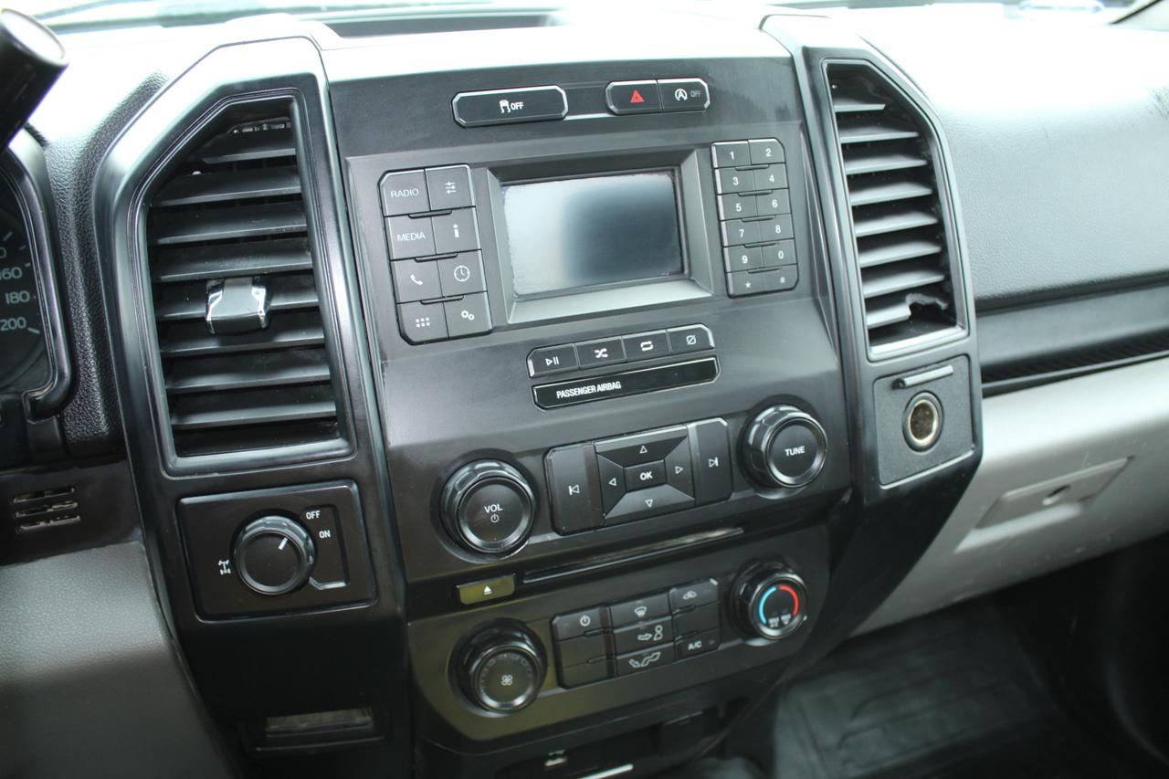 2018 Ford F-150 XL 8ft Rear Diff Locking Back Up Cam Photo