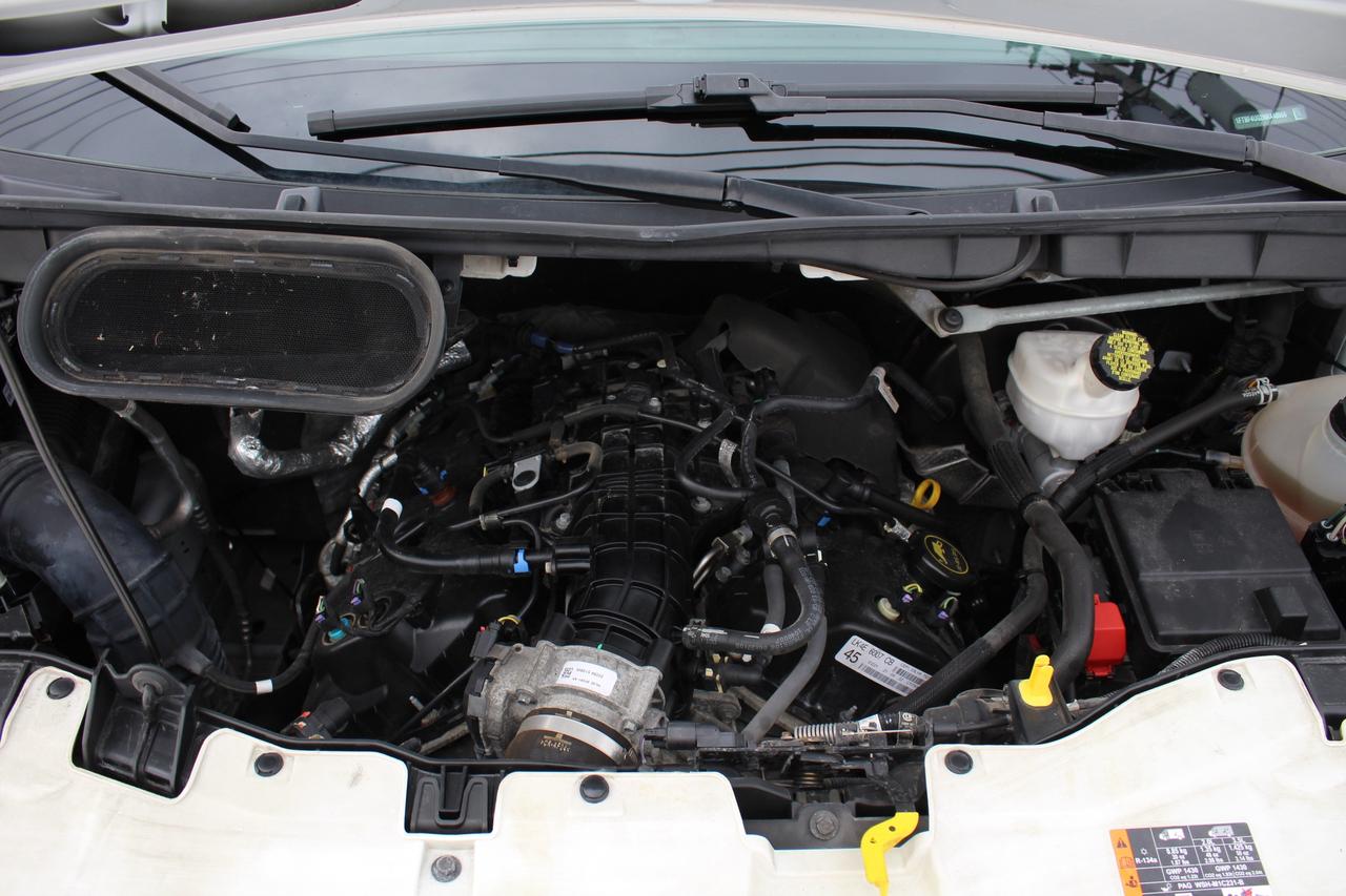 2022 Ford Transit T350 HD AWD 148" EL Dually, Divider Shelving Photo