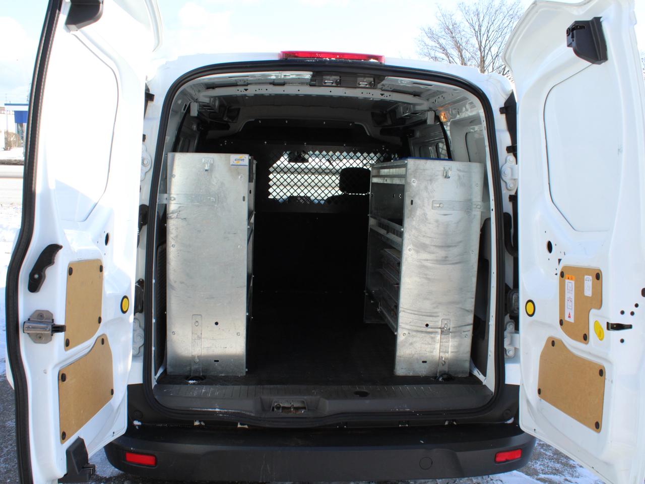 2020 Ford Transit Connect XLT B. Cam Divider Shelving Photo