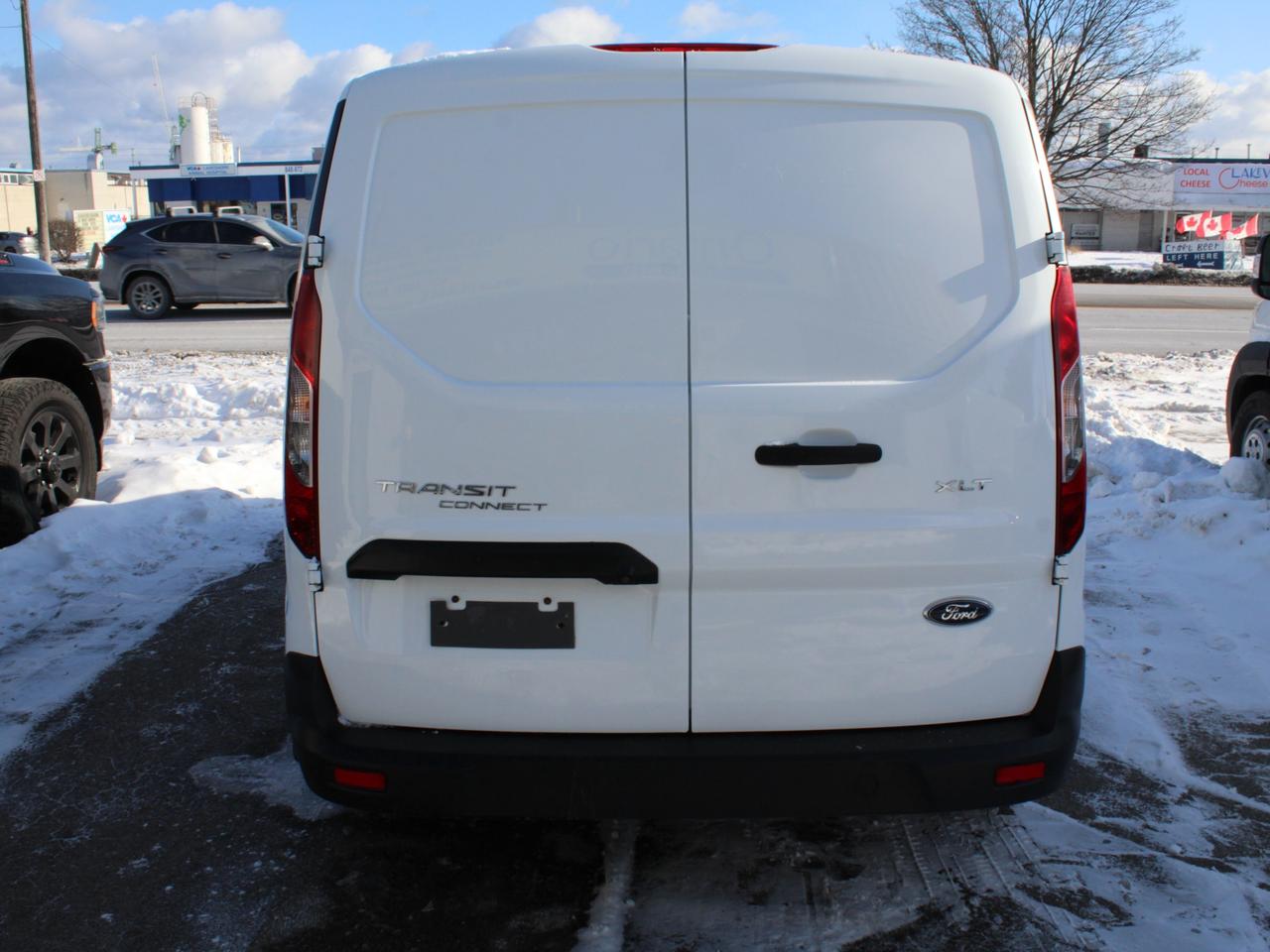2020 Ford Transit Connect XLT B. Cam Divider Shelving Photo