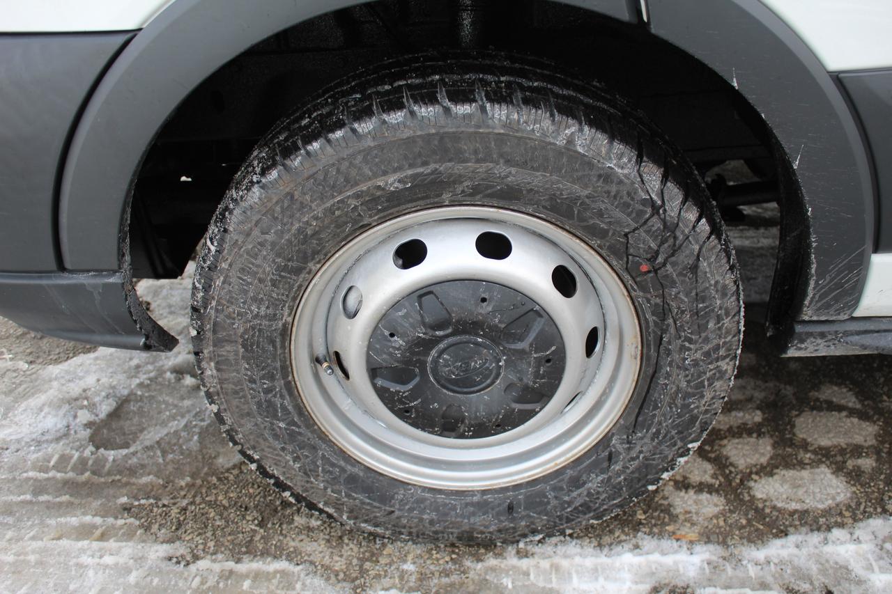 2017 Ford Transit T250 LR 3.5L, 148", Divider, Back Up Photo