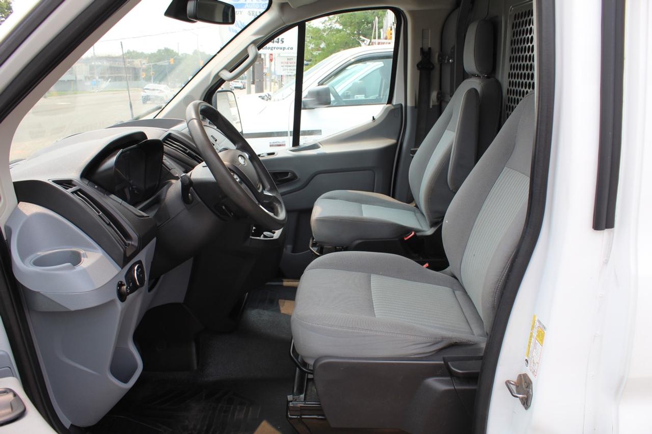 2017 Ford Transit T250 Low Roof 148" Divider Back Up Photo5