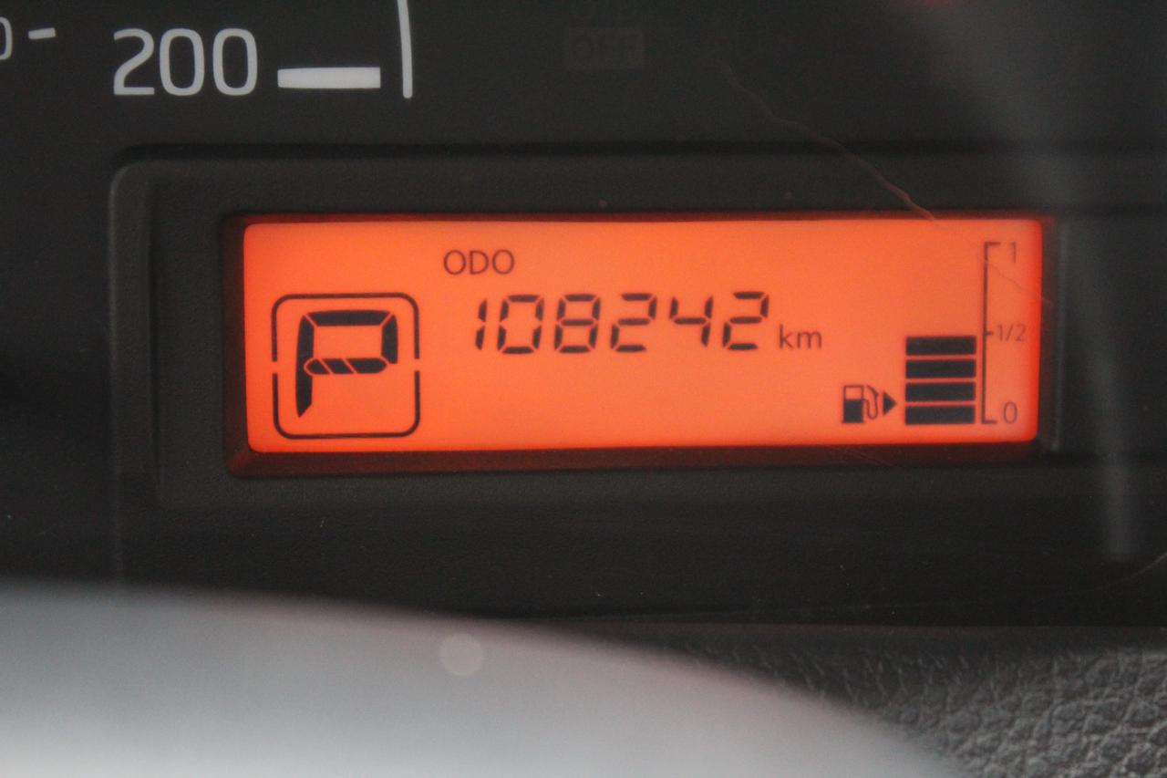 2021 Nissan NV200 SV Back Cam, Rear parking sensors Divider Photo