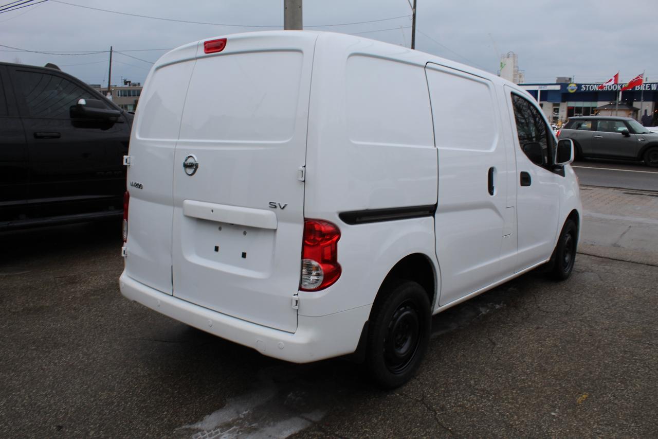 2021 Nissan NV200 SV Back Cam, Rear parking sensors Divider Photo
