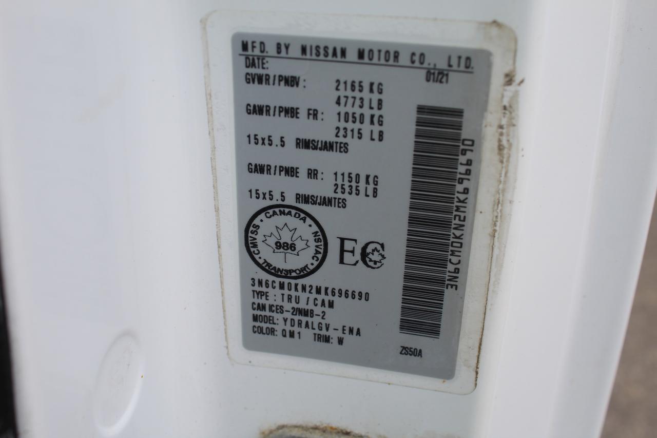 2021 Nissan NV200 SV Back Cam, Rear parking sensors Divider Photo