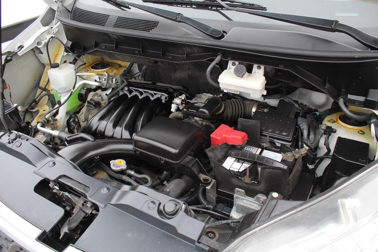 2021 Nissan NV200 SV Back Cam, Rear parking sensors Divider Photo