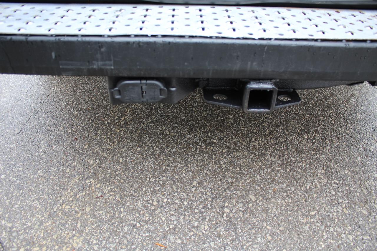 2021 Ford Transit T 250 Low Roof 130" Ladder Rack Divider shelving Photo