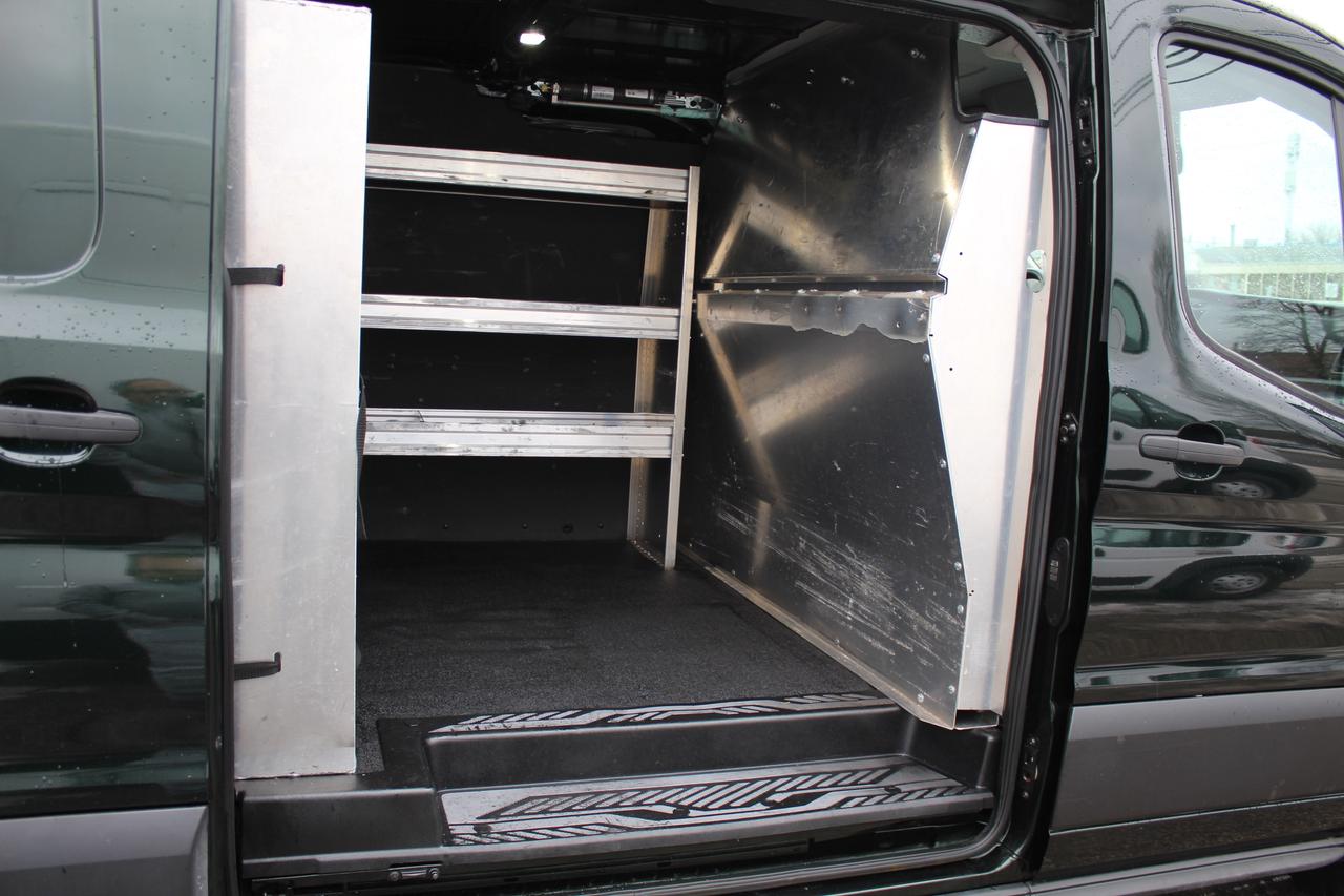 2021 Ford Transit T 250 Low Roof 130" Ladder Rack Divider shelving Photo