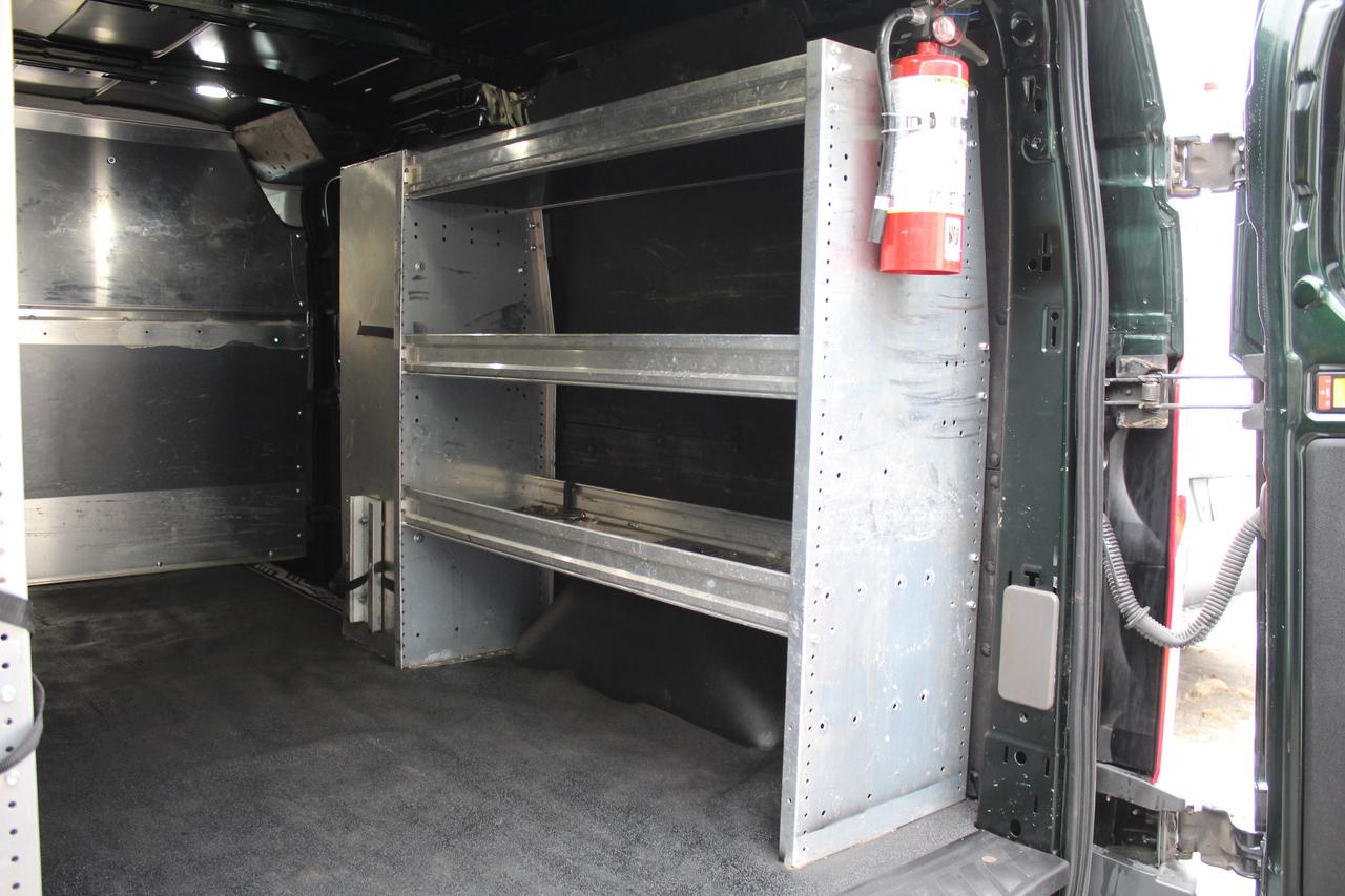 2021 Ford Transit T 250 Low Roof 130" Ladder Rack Divider shelving Photo