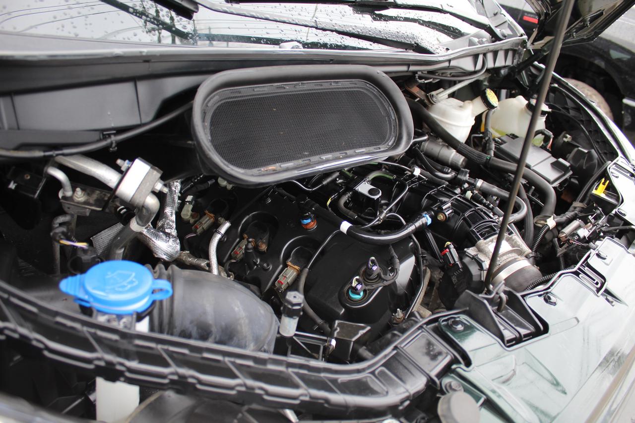 2021 Ford Transit T 250 Low Roof 130" Ladder Rack Divider shelving Photo