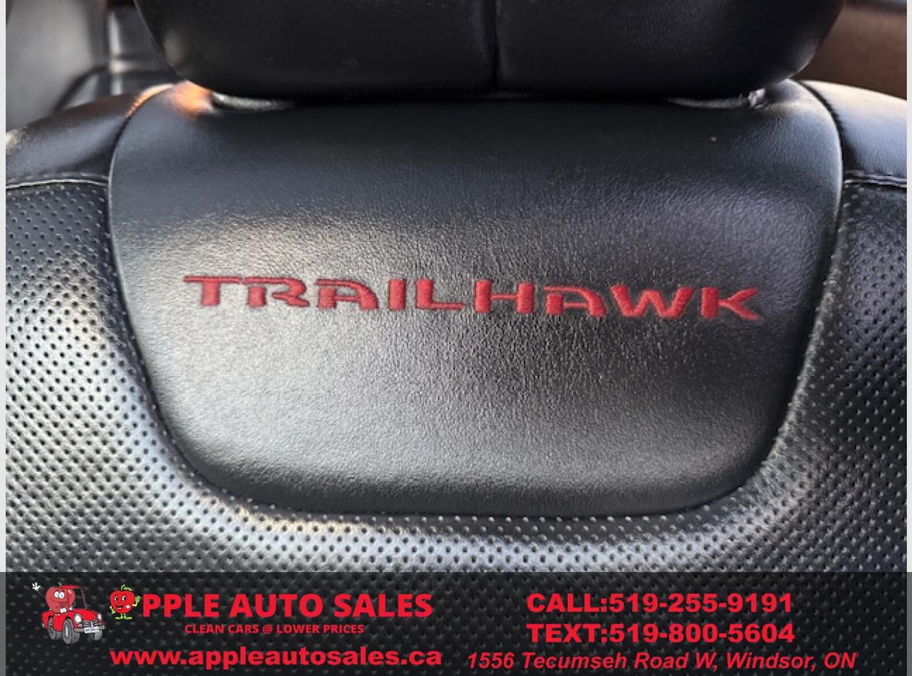 2015 Jeep Cherokee Trailhawk Photo