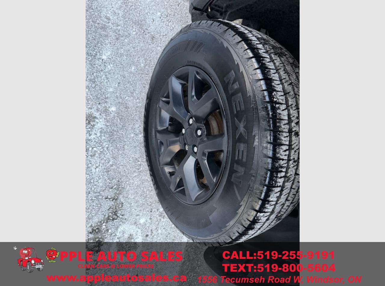 2015 Jeep Cherokee Trailhawk Photo