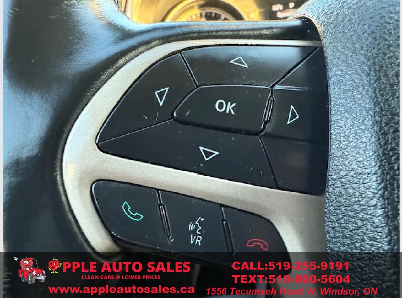 2014 Jeep Cherokee Latitude Photo