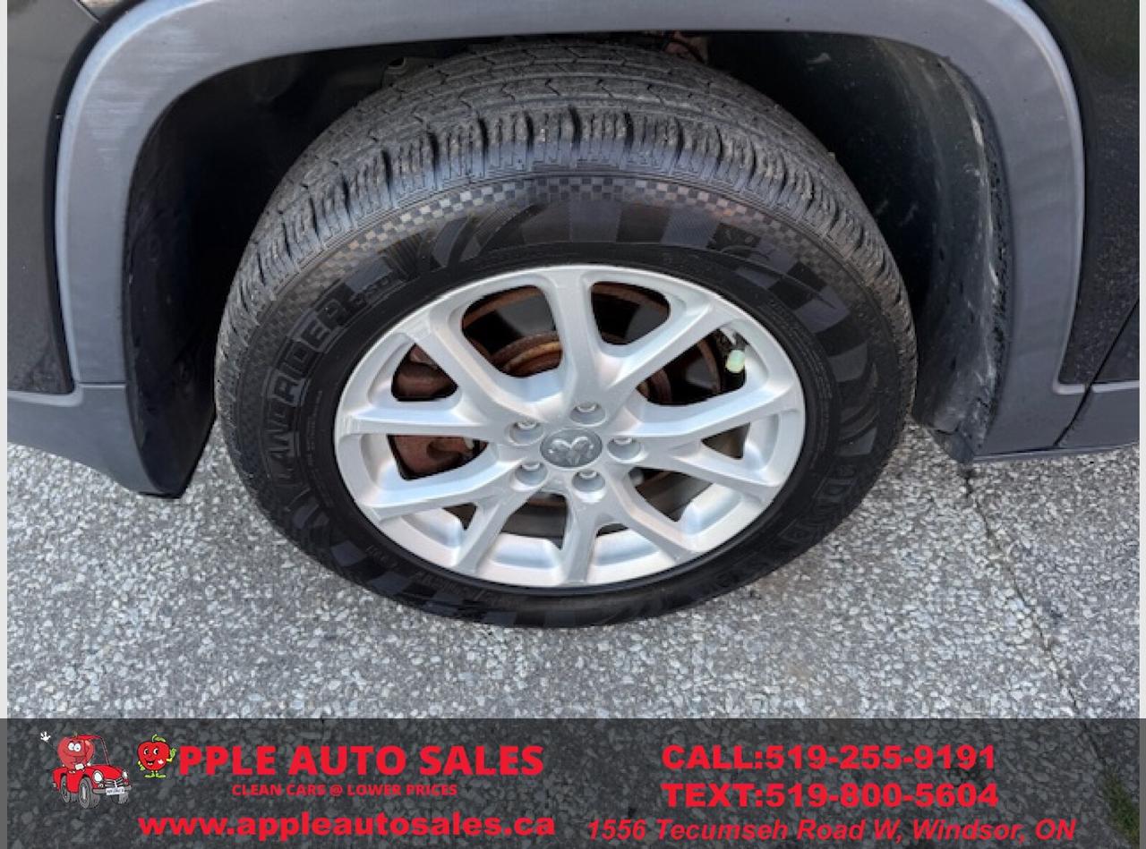 2014 Jeep Cherokee Latitude Photo