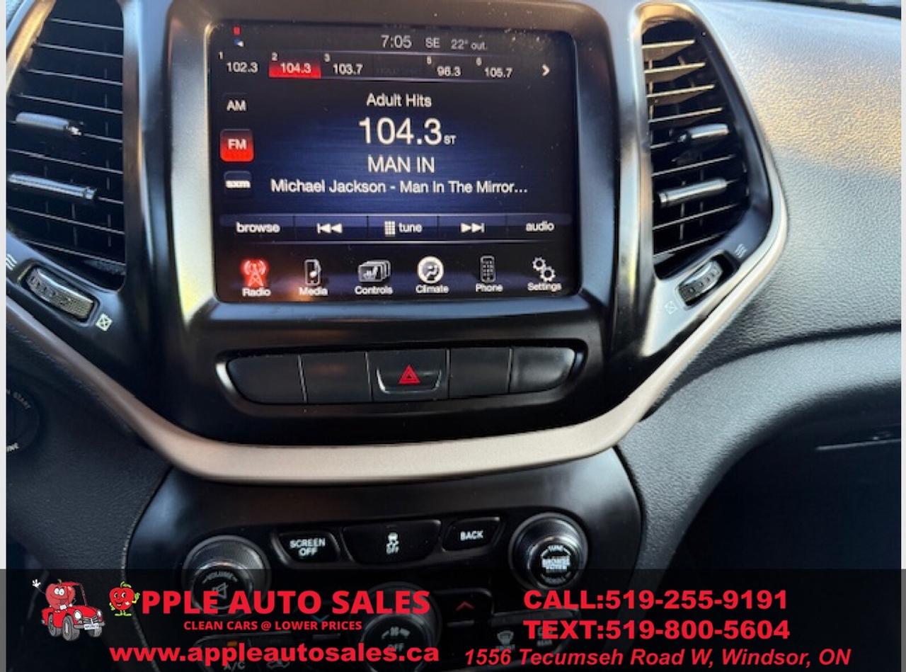 2014 Jeep Cherokee Latitude Photo