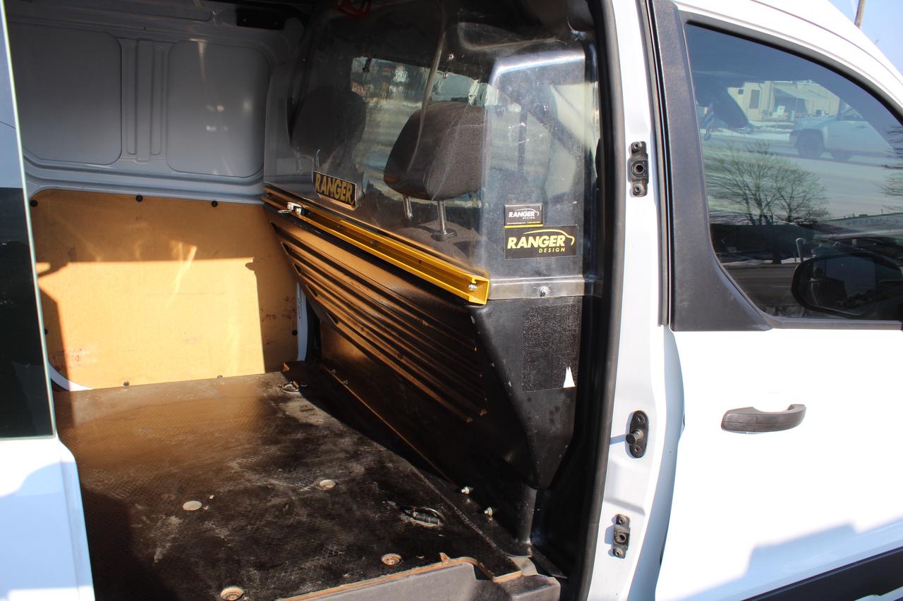 2017 Ford Transit Connect XL Divider Photo