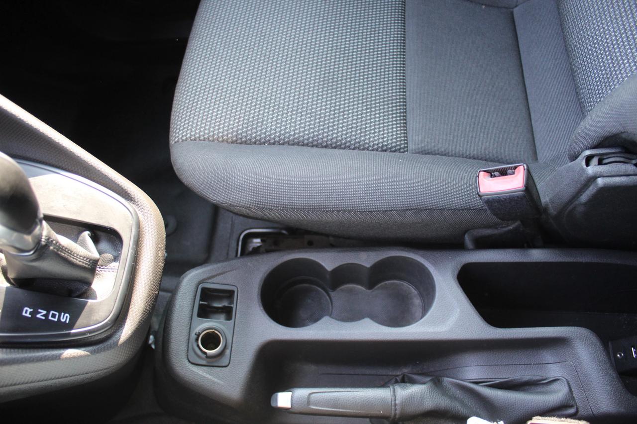 2017 Ford Transit Connect XL Divider Photo