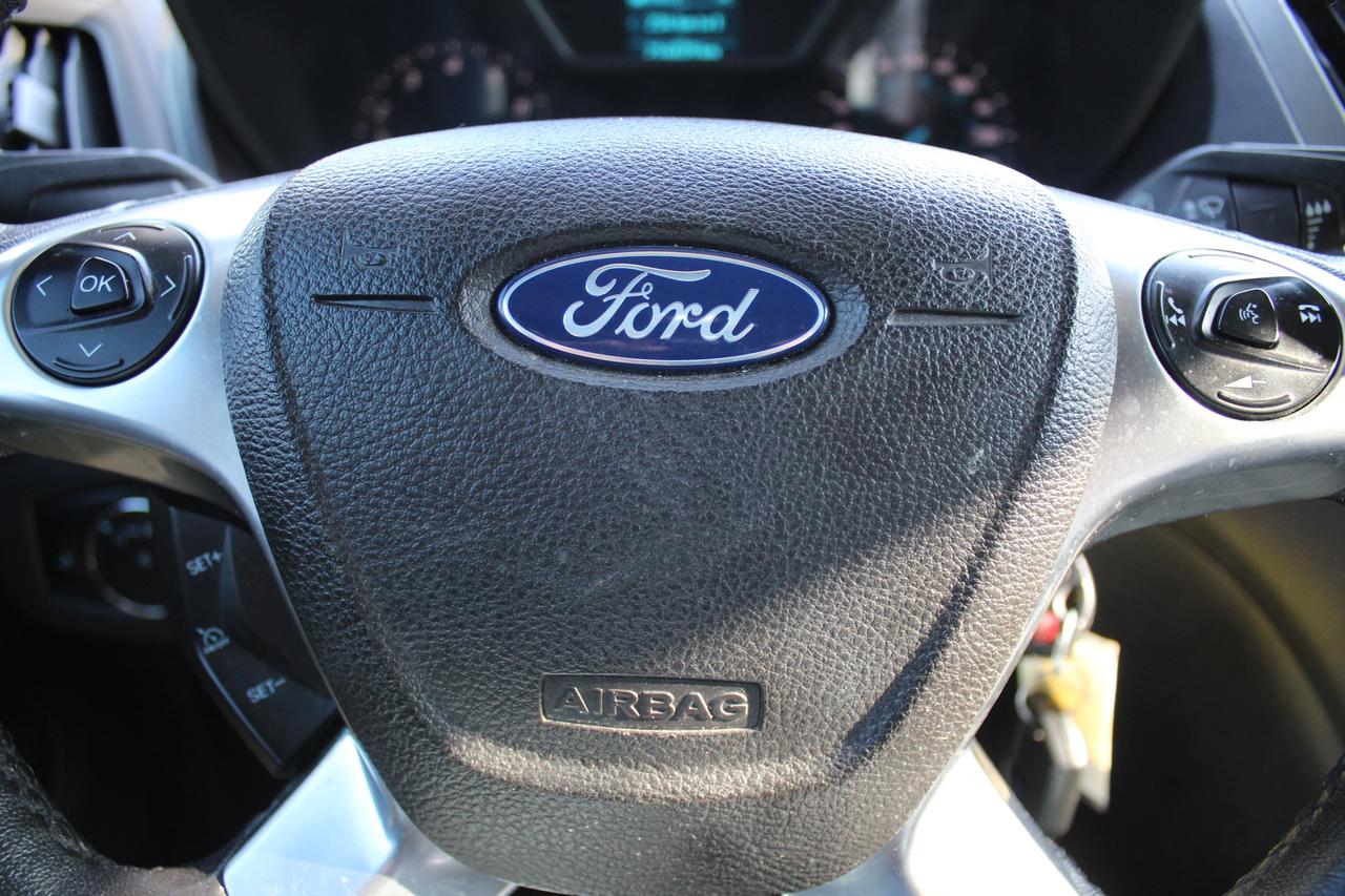 2017 Ford Transit Connect XL Divider Photo