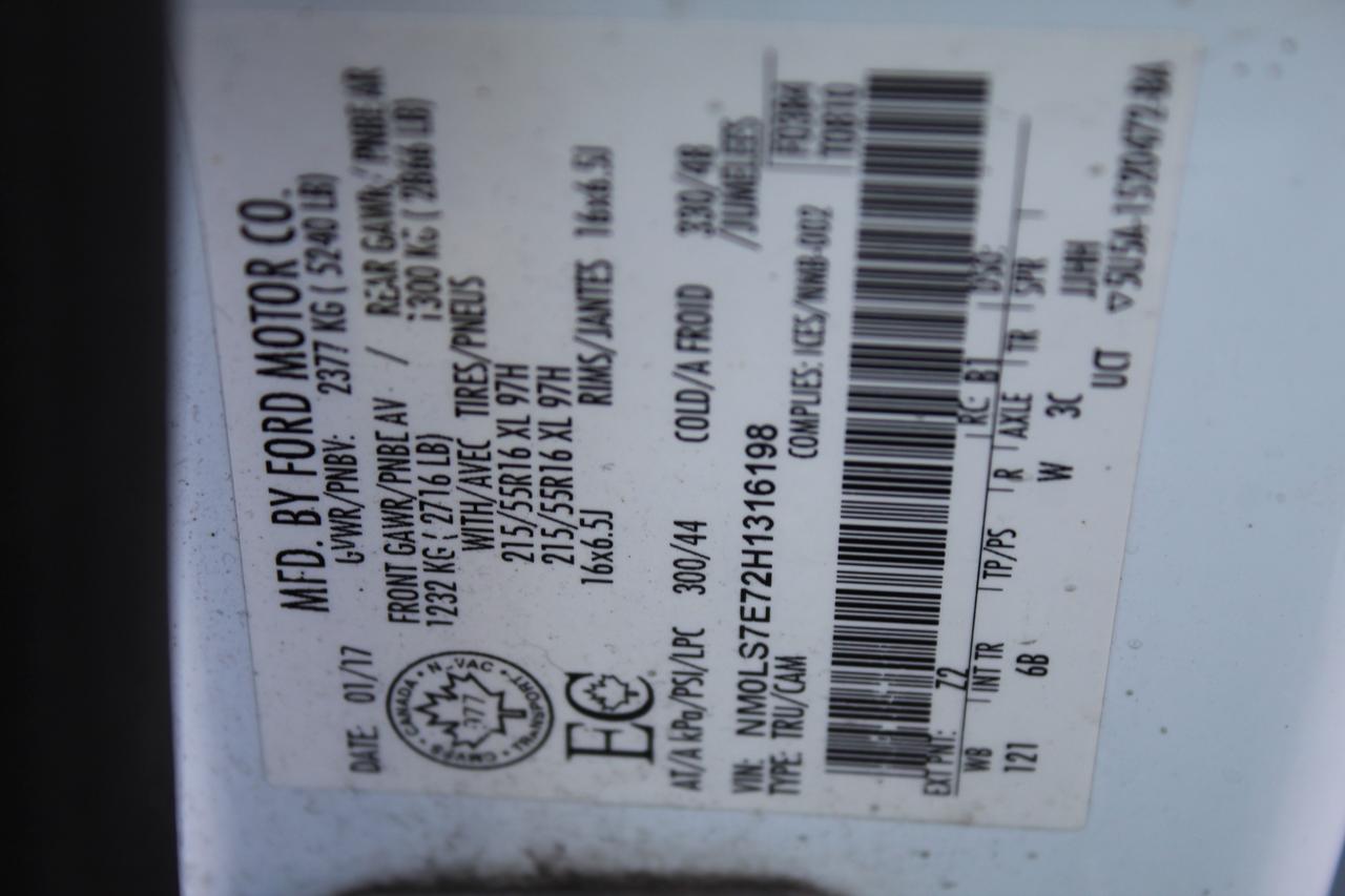 2017 Ford Transit Connect XL Divider Photo