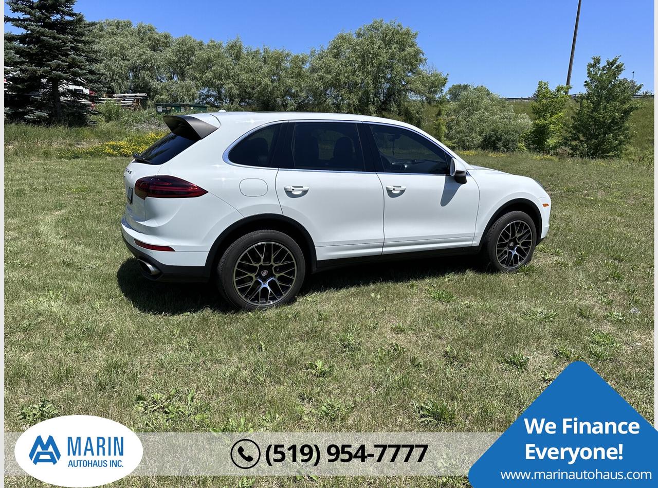 2016 Porsche Cayenne Base Photo