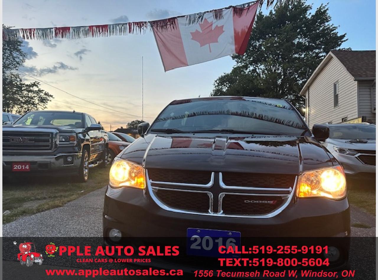 2016 Dodge Grand Caravan  Photo