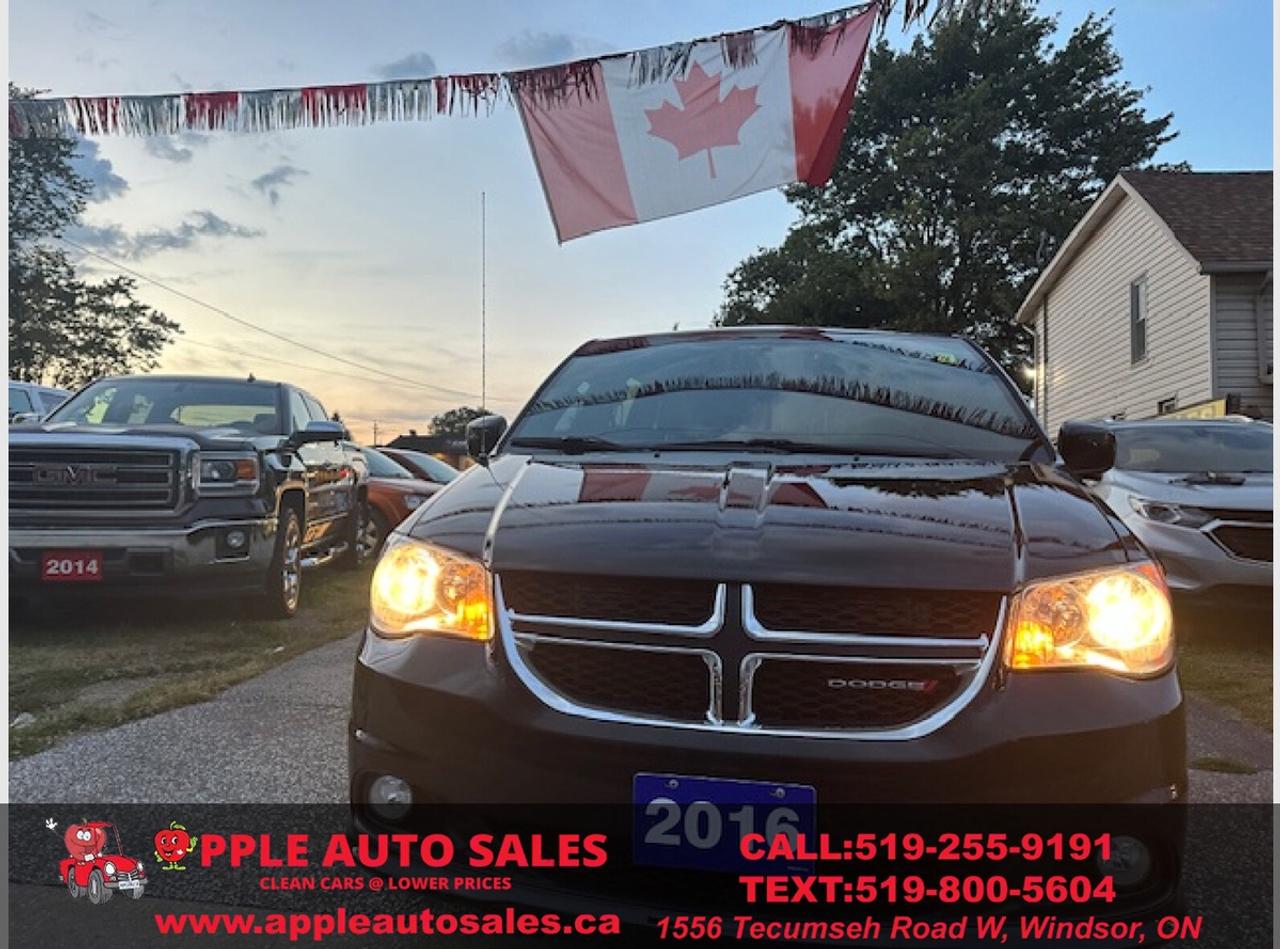 2016 Dodge Grand Caravan  Photo