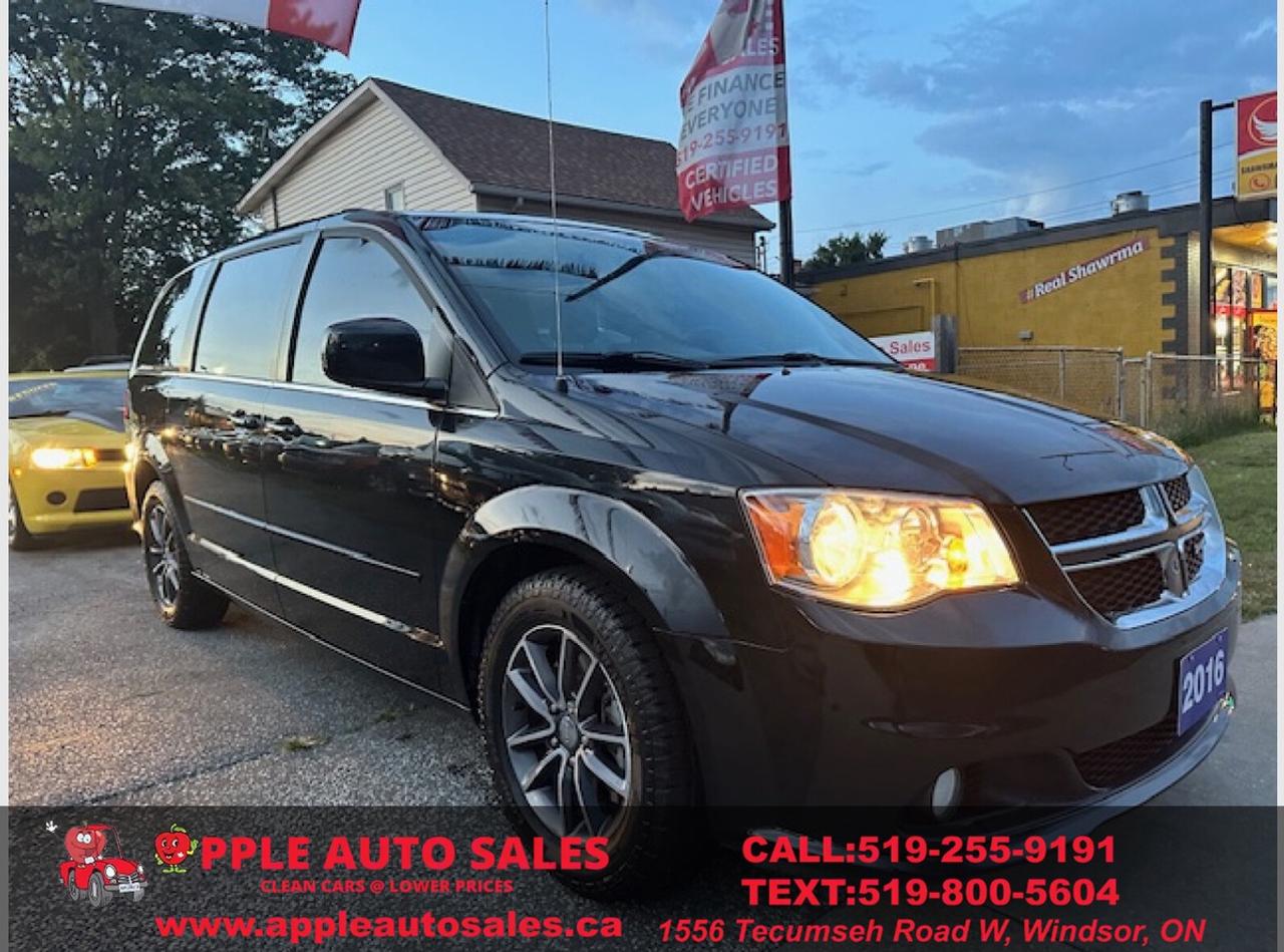 2016 Dodge Grand Caravan  Photo2