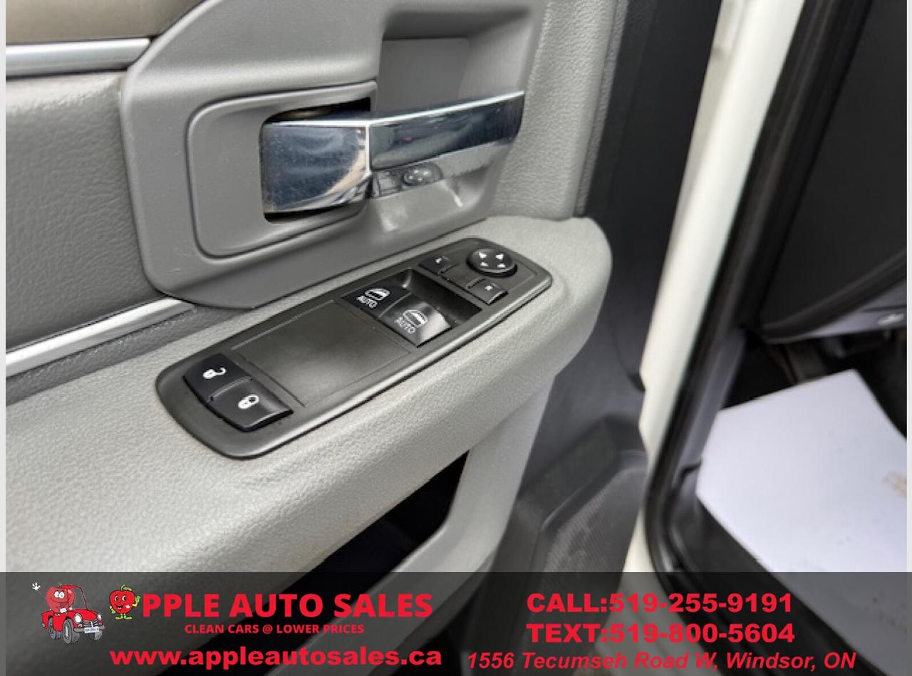 2013 RAM 1500 TRADESMAN Photo