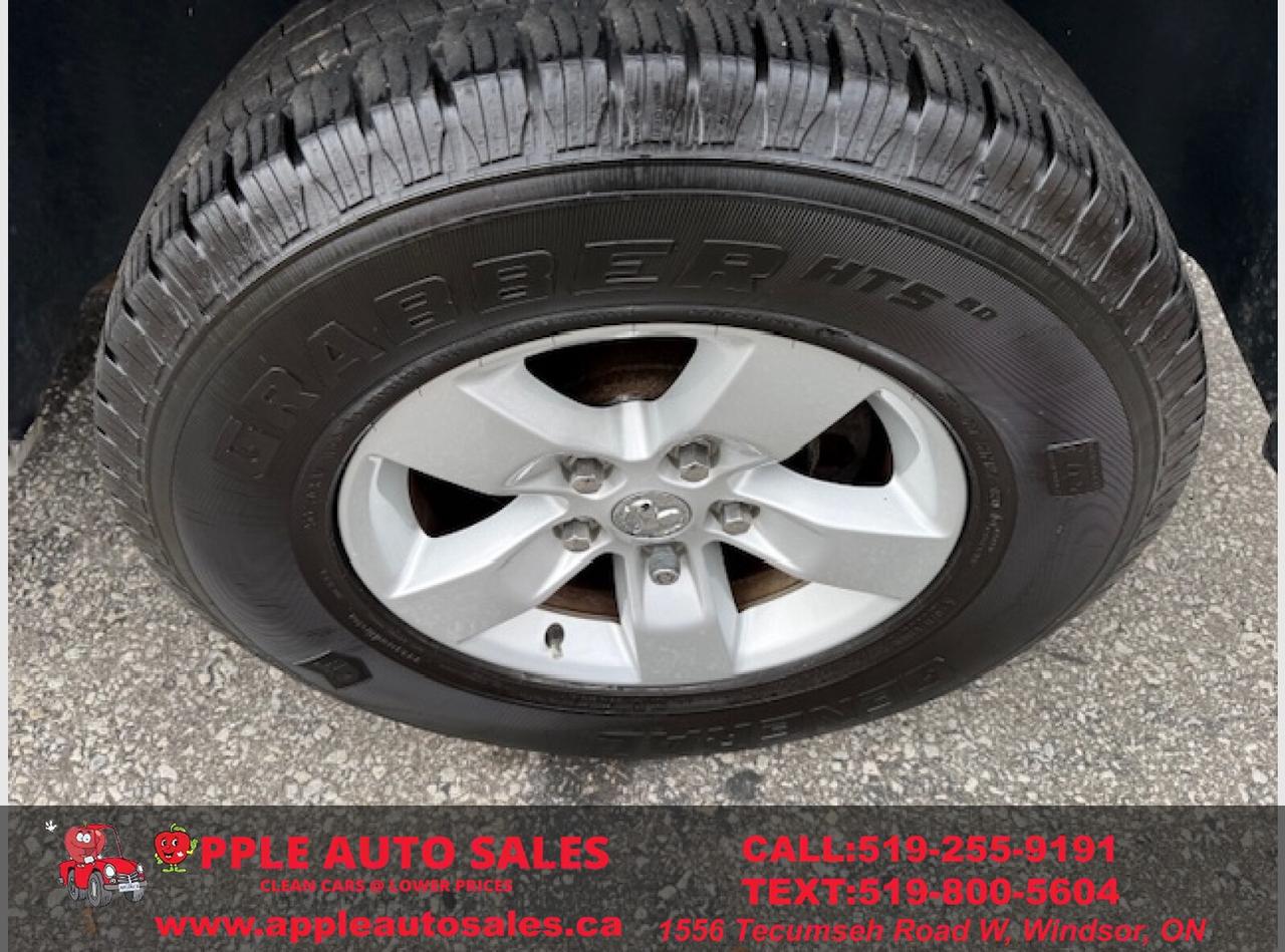 2013 RAM 1500 TRADESMAN Photo