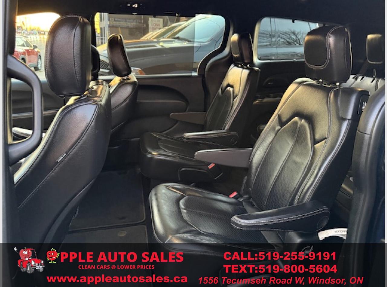 2018 Chrysler Pacifica Touring L Photo