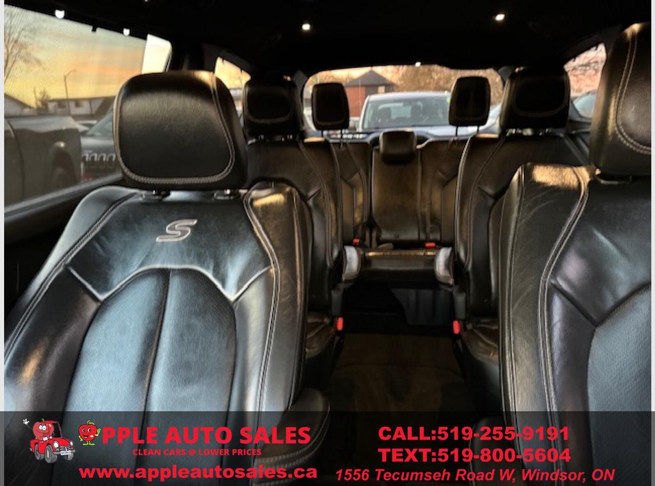 2018 Chrysler Pacifica Touring L Photo