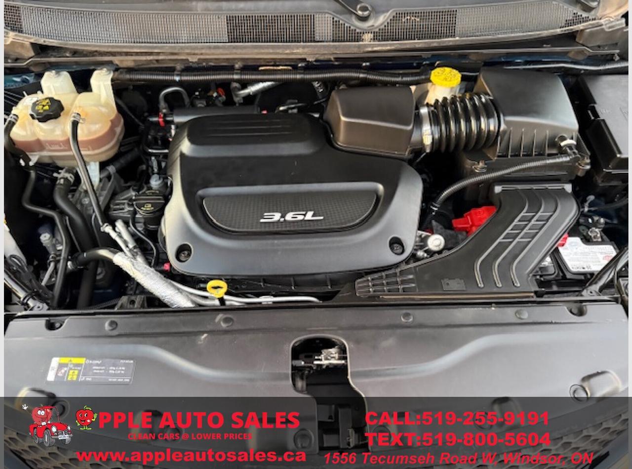 2018 Chrysler Pacifica Touring L Photo