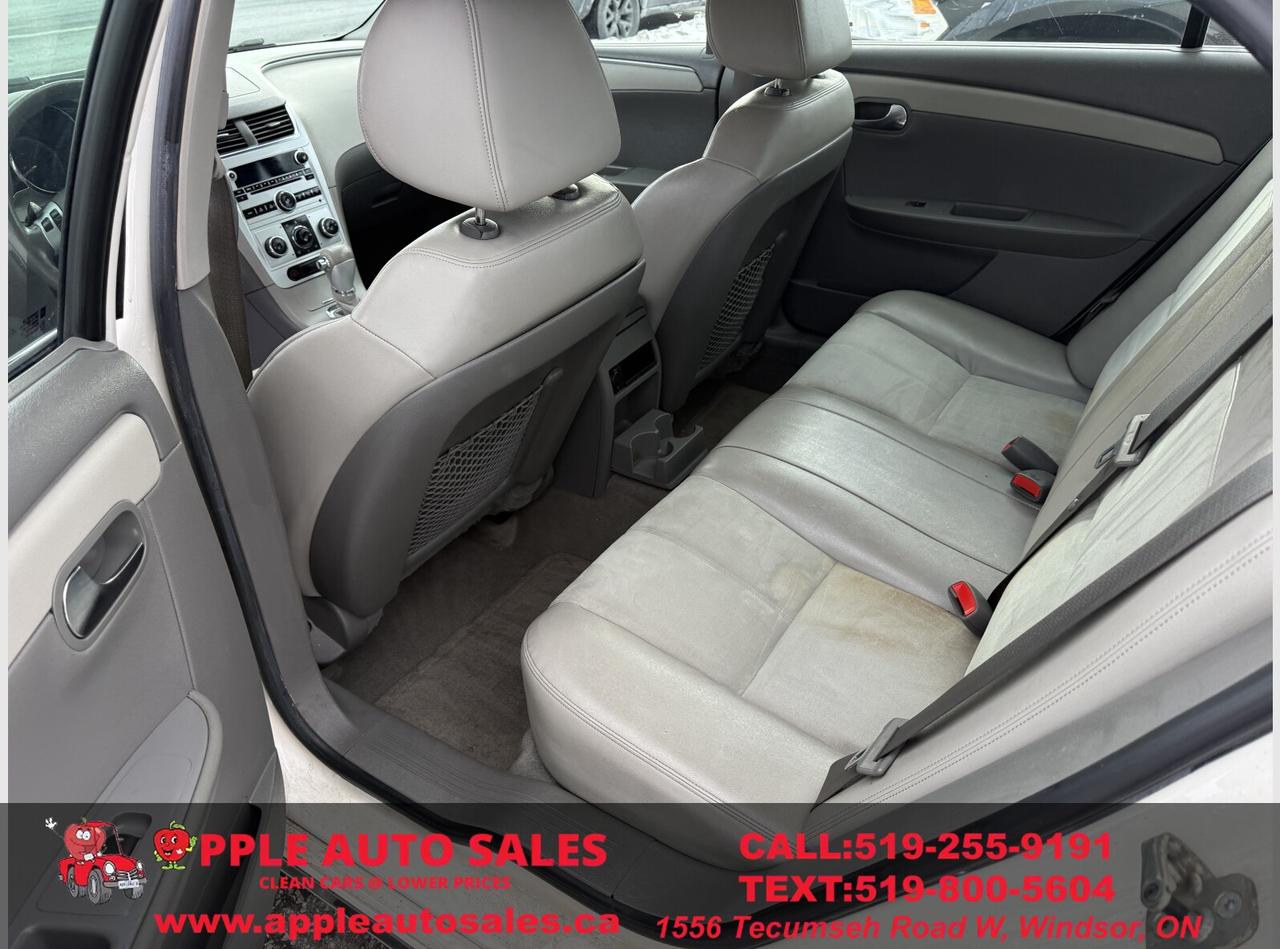 2010 Chevrolet Malibu 2LT Photo