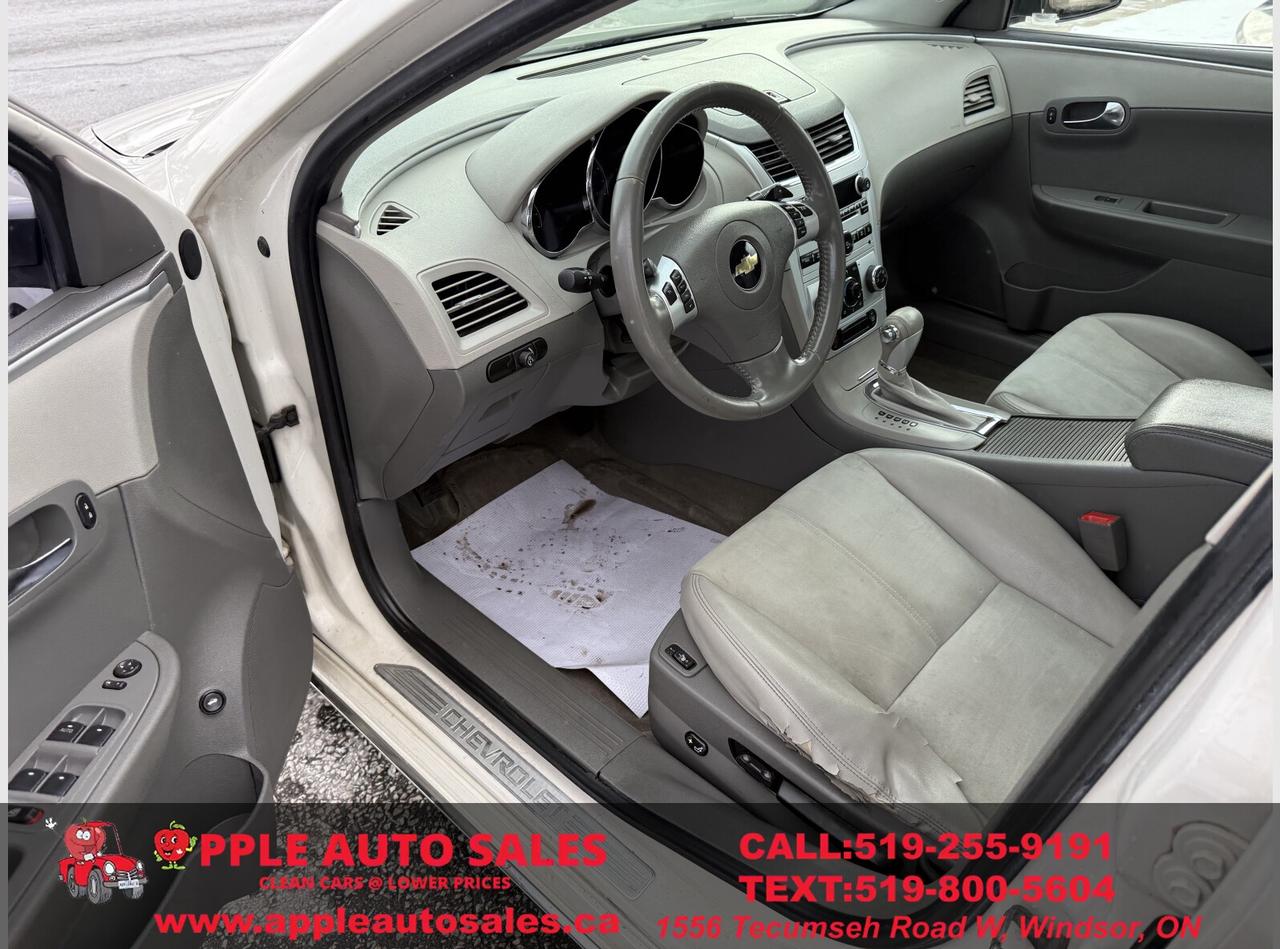 2010 Chevrolet Malibu 2LT Photo