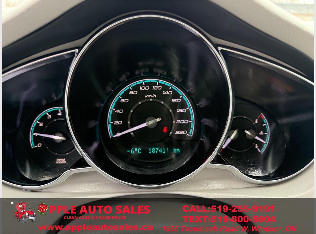 2010 Chevrolet Malibu 2LT Photo