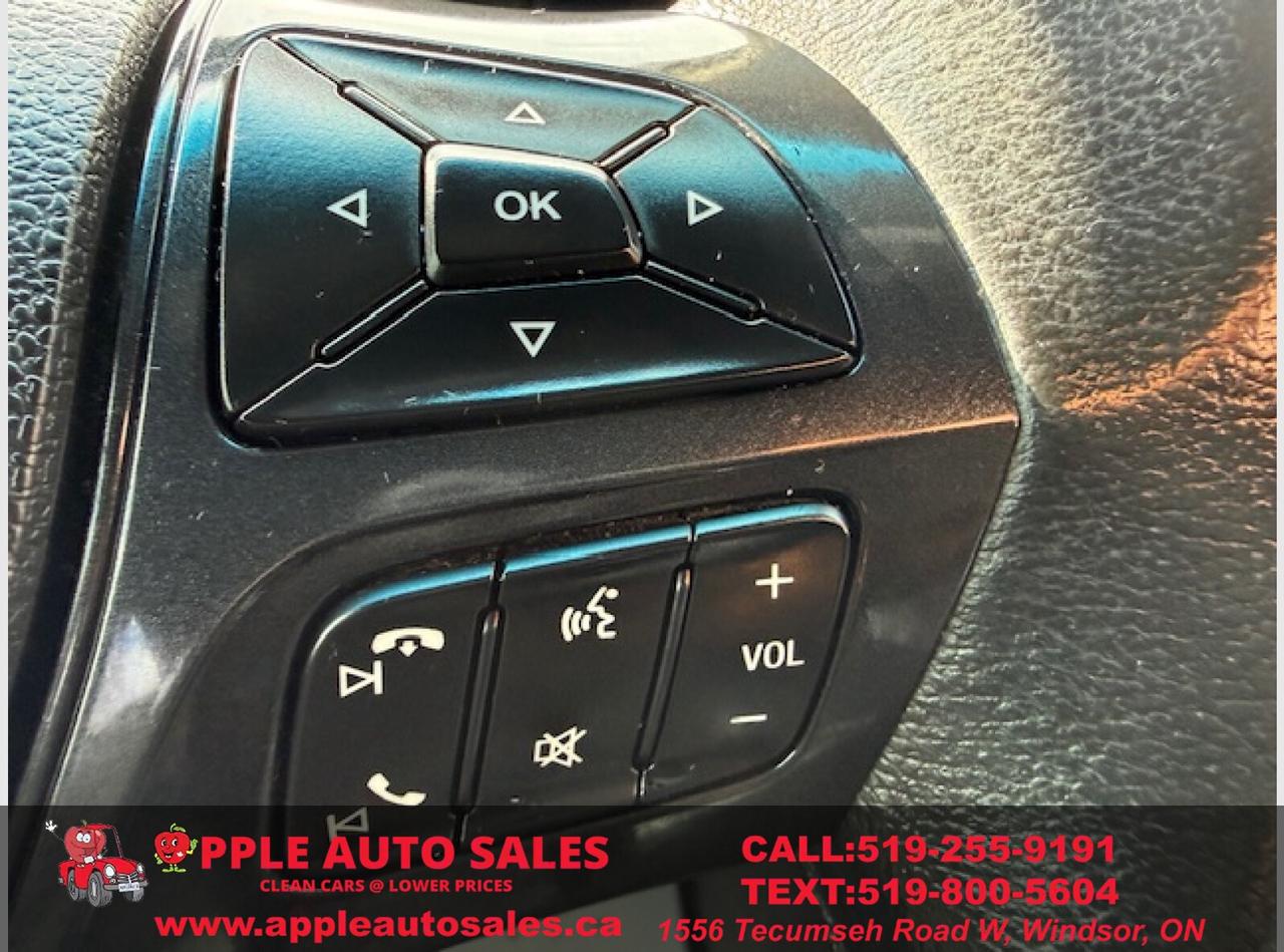 2016 Ford Explorer XLT Photo