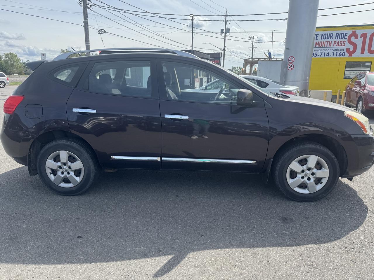 2011 Nissan Rogue S Photo