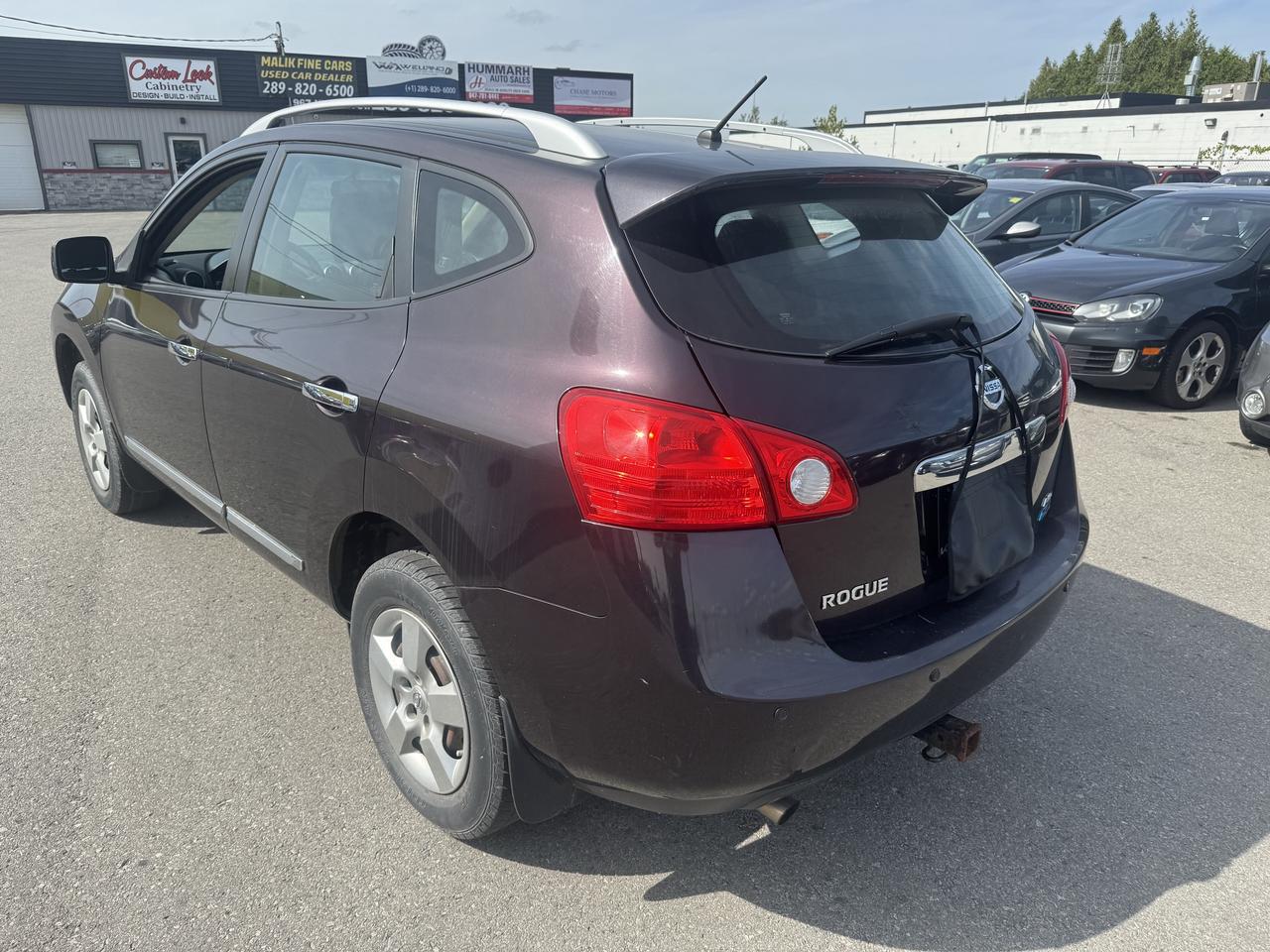 2011 Nissan Rogue S Photo